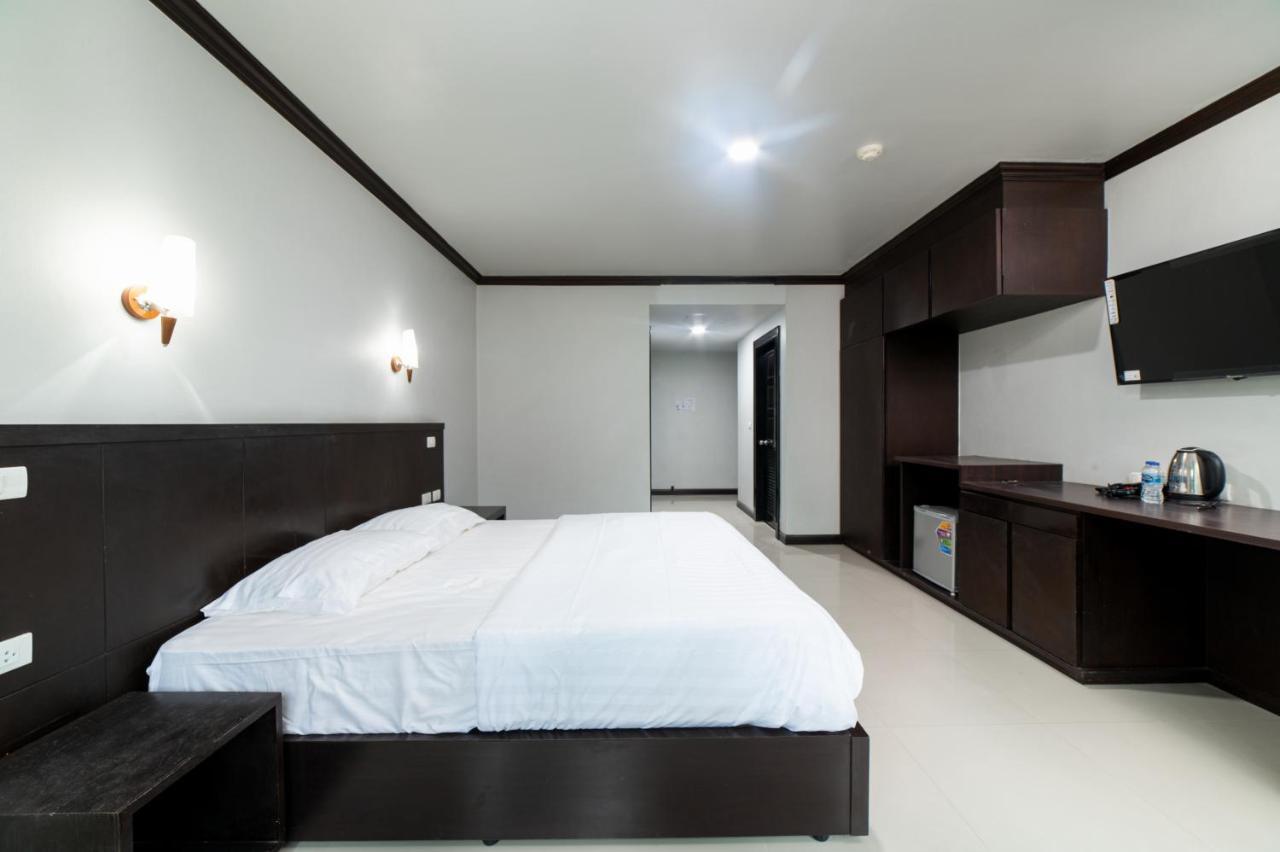 Gp House Phuket Patong Beach מראה חיצוני תמונה