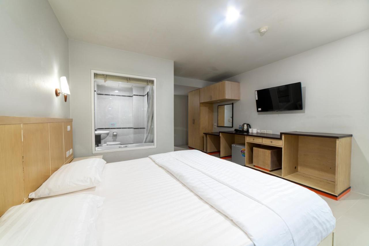 Gp House Phuket Patong Beach מראה חיצוני תמונה