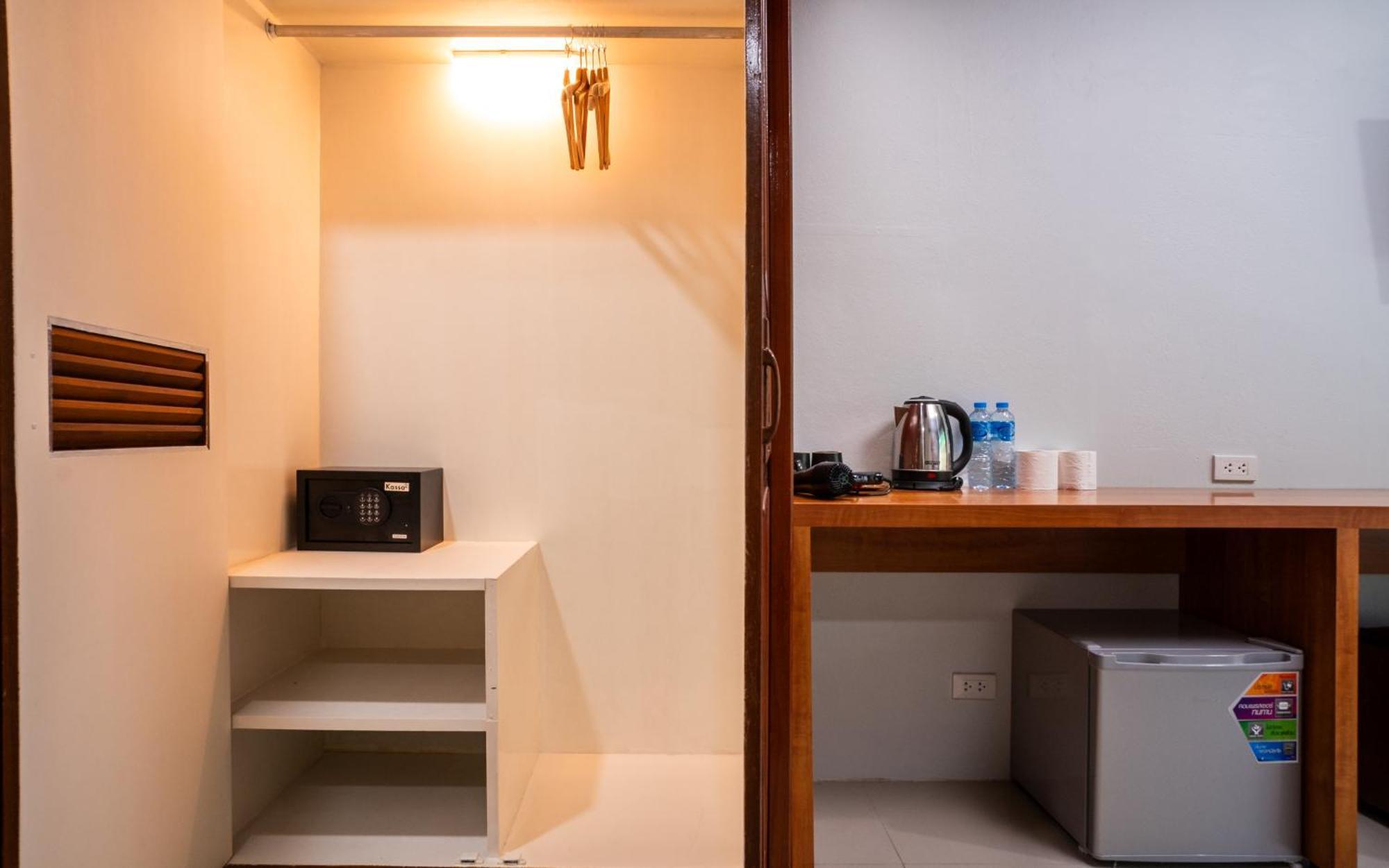 Gp House Phuket Patong Beach מראה חיצוני תמונה