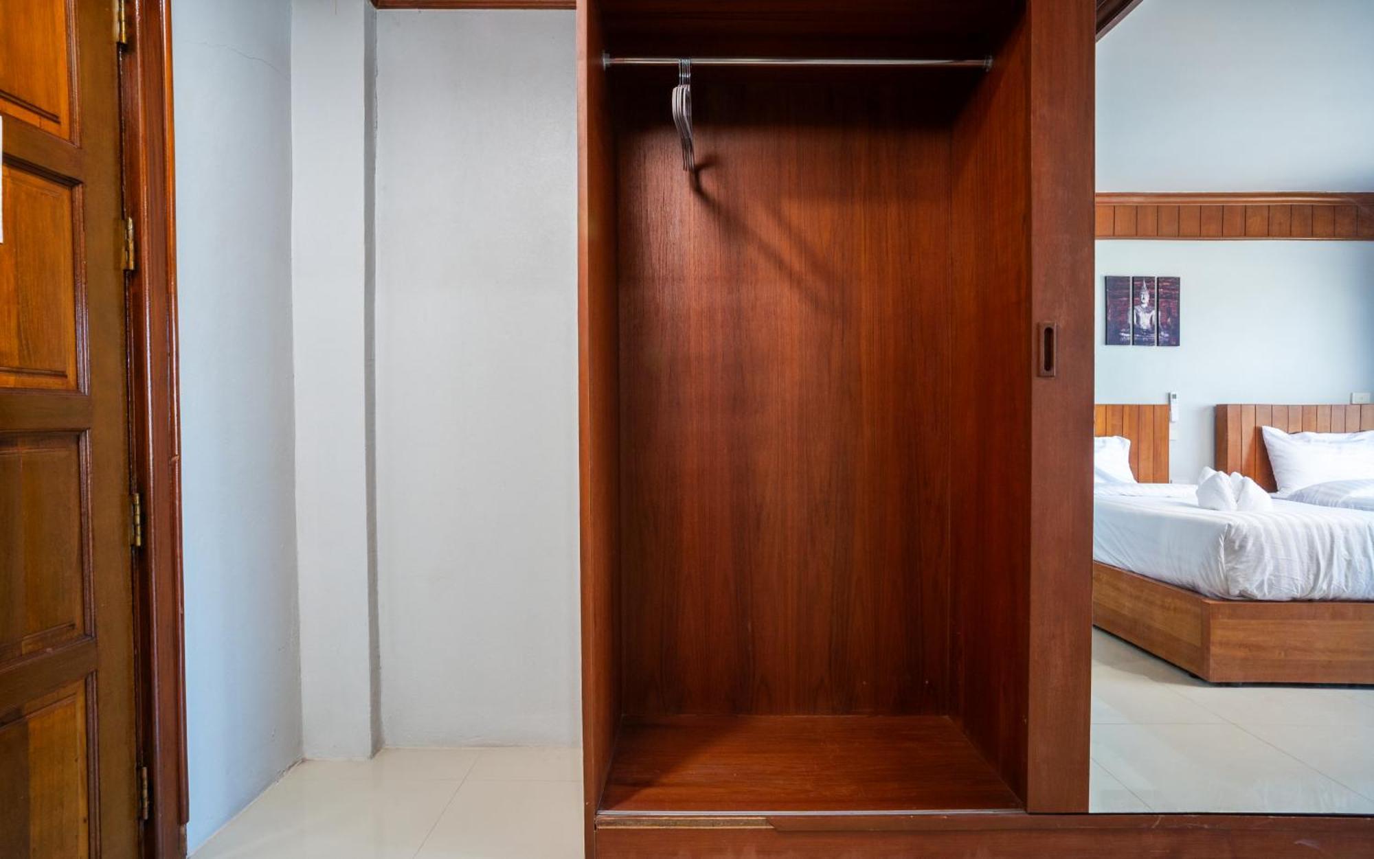 Gp House Phuket Patong Beach מראה חיצוני תמונה