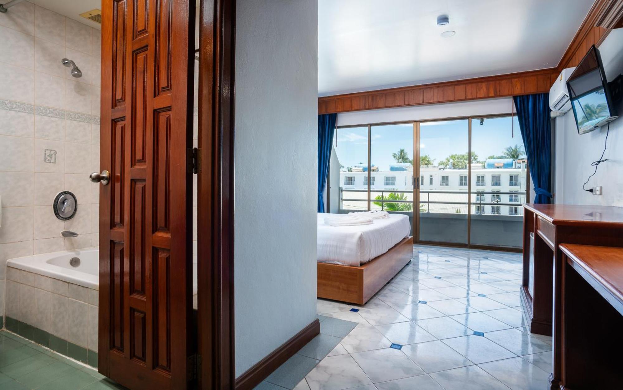 Gp House Phuket Patong Beach מראה חיצוני תמונה
