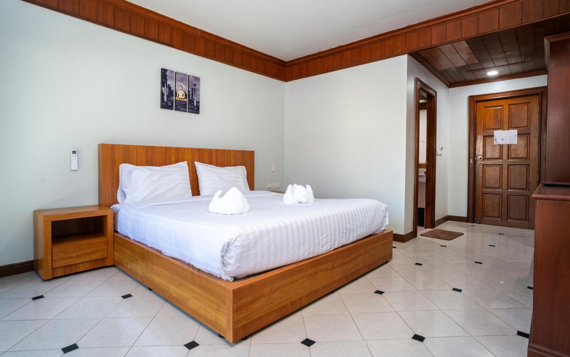 Gp House Phuket Patong Beach מראה חיצוני תמונה