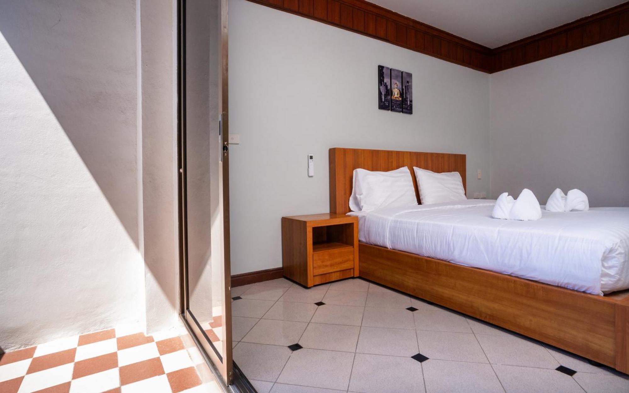 Gp House Phuket Patong Beach מראה חיצוני תמונה